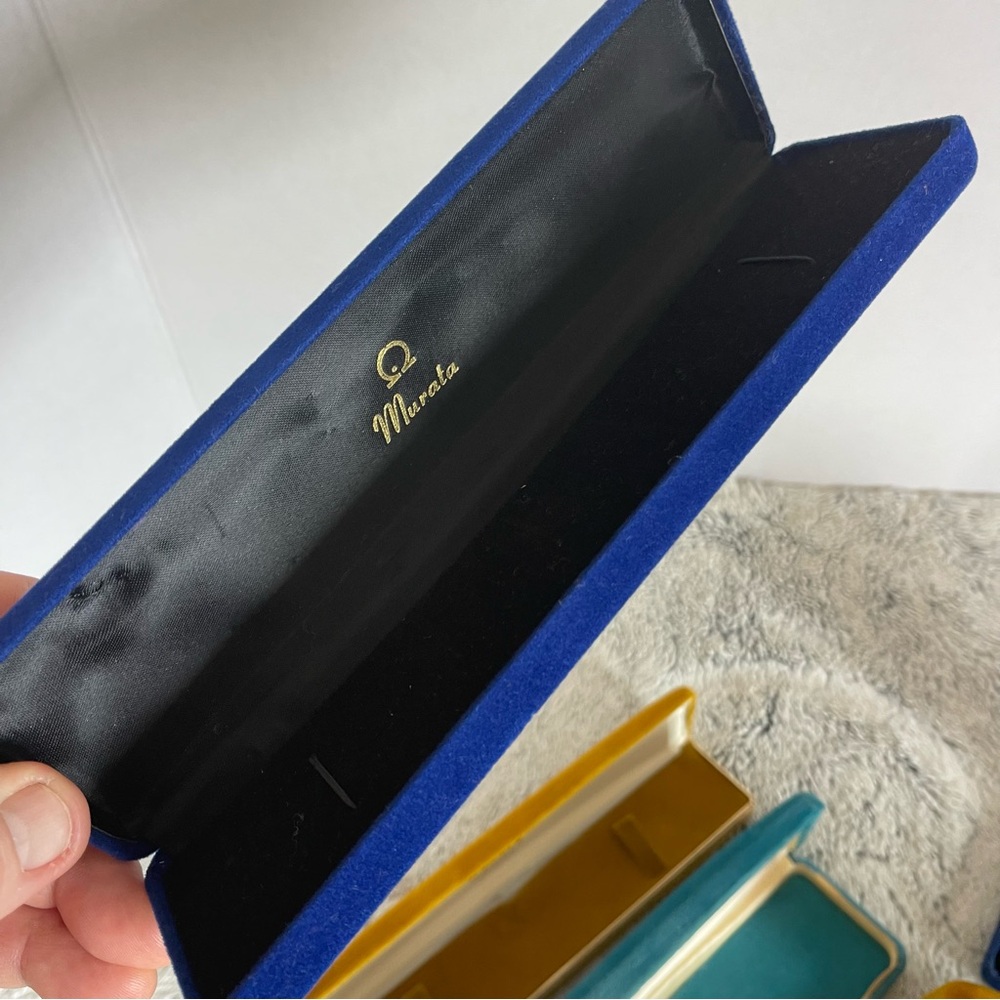 Vintage Elegant Velvet Jewelry Box Set of 8 Colorful - Picture 8 of 13